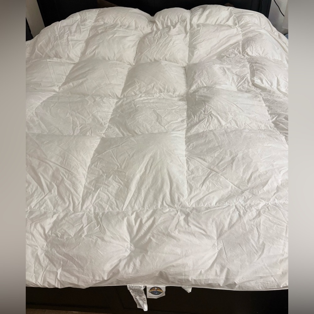 Pacific Coast King Mid Weight Goose Down Feather Comforter Duvet Insert Blanket